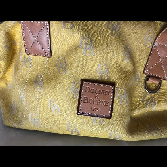 Dooney and Bourke yellow logo handbag - Picture 5 of 6
